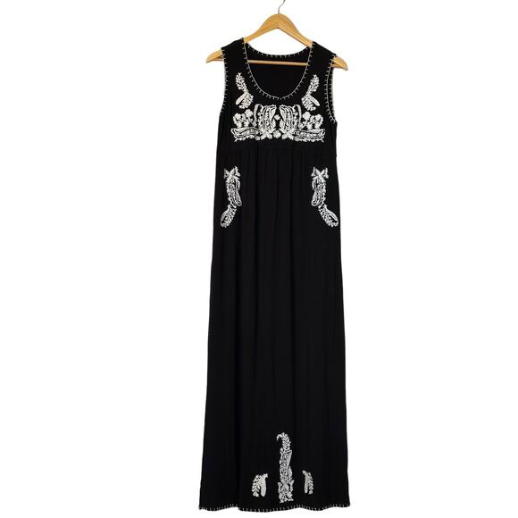 Chelsea & Theodore Embroidered Dress Petite L Sleeveless Black Knit Maxi Dress - Picture 9 of 10